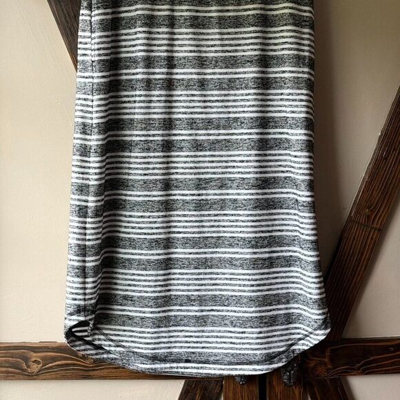 Talbot's Black, Gray and White Striped Skirt - Picture 2 of 4